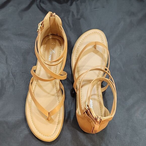 BRAND NEW FOREVER CHEERFUL-77 SOLID GLADIATOR FLAT BACK ZIPPER SANDAL - Picture 4 of 12